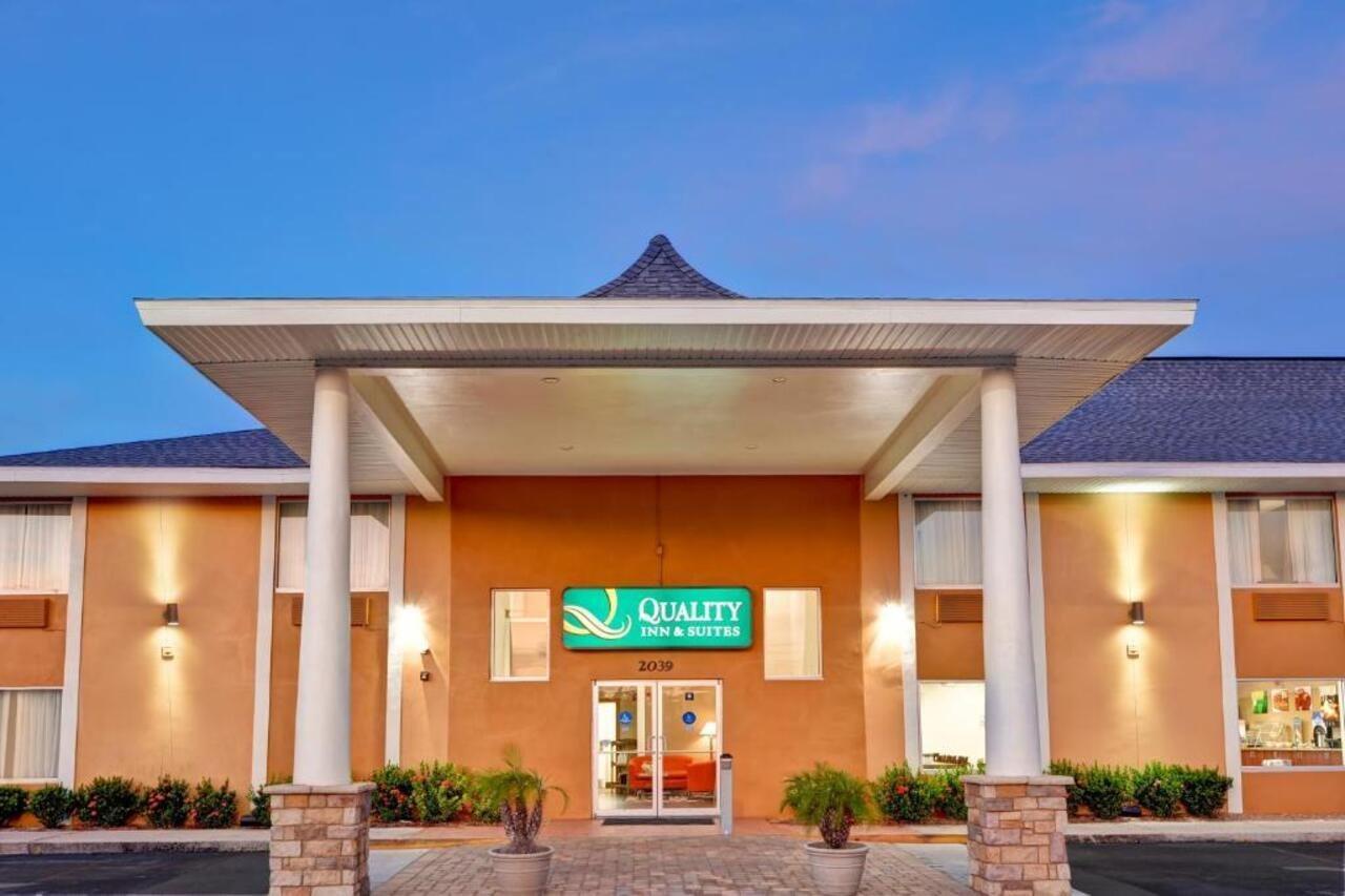 Quality Inn & Suites Heritage Park Kissimmee Exterior photo