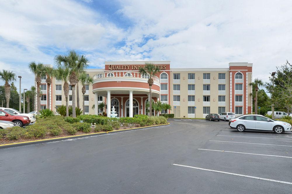 Quality Inn & Suites Heritage Park Kissimmee Exterior photo