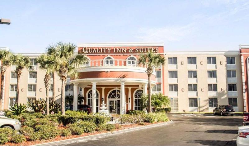 Quality Inn & Suites Heritage Park Kissimmee Exterior photo