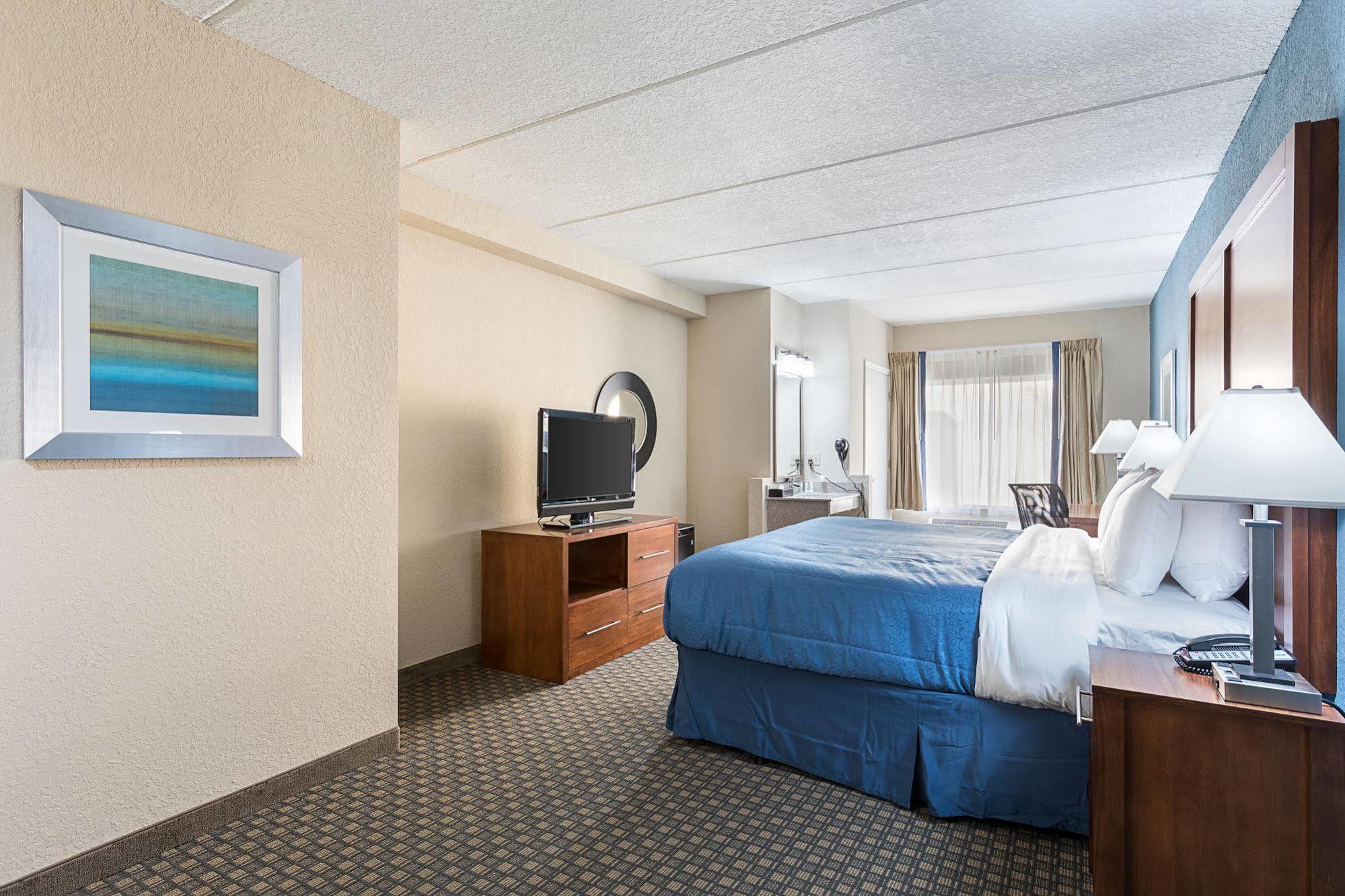 Quality Inn & Suites Heritage Park Kissimmee Exterior photo